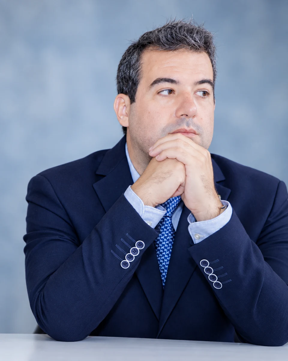 Dr. Carlos Cuadrado Gómez-Serranillos, retrato profesional